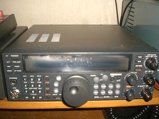 kenwood-ts-570d-2